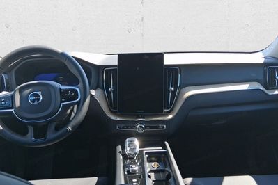 Volvo XC60 B5 B AWD Plus Bright aut