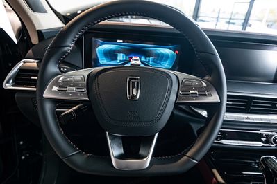 Bestune T77 1.5T Business + DCT