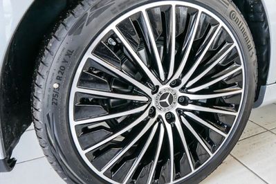 Mercedes E Klasa 220 d 4-Matic AMG