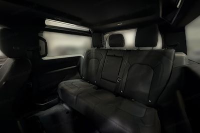 Land Rover Defender 90 Hardtop 3.0 D250 mHEV X-Dynamic SE