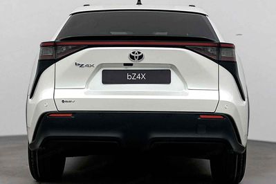 Toyota bZ4X Style EV