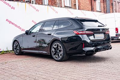 BMW Seria 5 Touring 520d xDrive M Sport