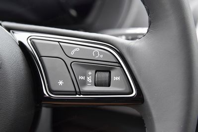 Audi Q2 35 TFSI S Line