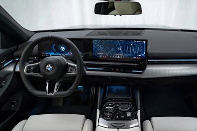BMW Seria 5 520d M Sport