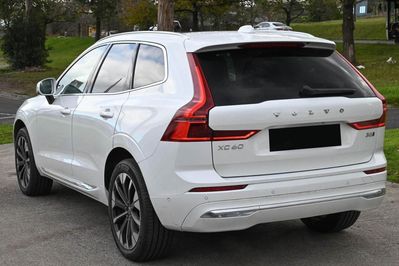 Volvo XC60 B5 AWD Ultra Bright