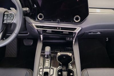 Lexus RX F Sport Design 2.5 Hybrid Plug-in