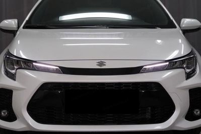Suzuki Swace Premium Plus