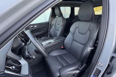 Volvo XC60 T6 Plug-In Hybrid AWD Plus Bright