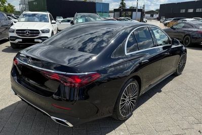 Mercedes E Klasa 300 e  4-Matic AMG