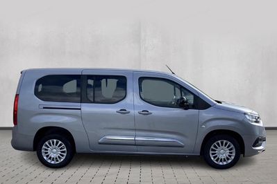 Toyota Proace City Verso Long 1.5 D-4D Family Aut.