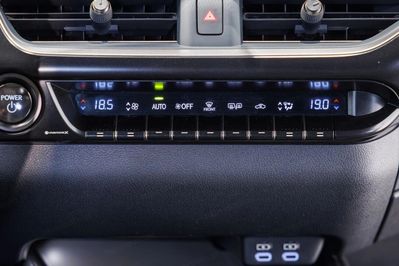 Lexus UX 300h F Sport AWD