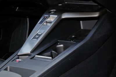 Peugeot 408 Business 1.2 mHEV e-DSC6