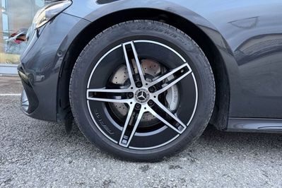 Mercedes Klasa E 200 4-Matic AMG
