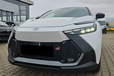 Toyota C-HR GR Sport 2.0 Hybrid Dynamic Force Plug-in