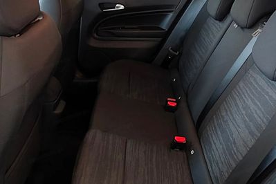 Jeep Avenger LONGITUDE 1.2 T3 mHEV FWD eDCT6