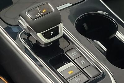 Forthing U-Tour 1.5 DVVT GDI HEV E-CVT
