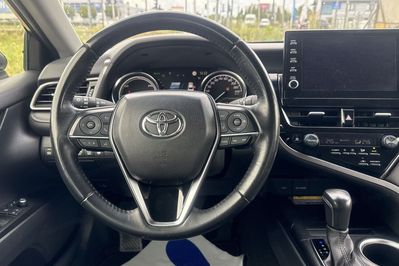 Toyota Camry 2.5 Hybrid Executive Cvt