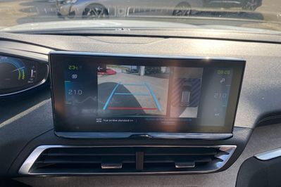 Peugeot 3008 GT 1.6 Hybrid e-EAT8 4x4