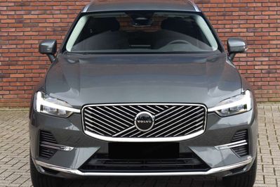 Volvo XC60 B5 AWD Plus Bright
