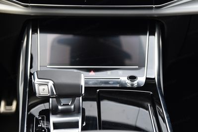 Audi Q7 TDI quattro S Line