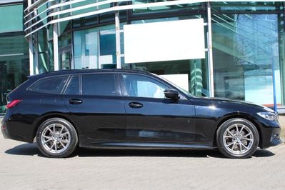 BMW Seria 3 320d xDrive Sport Line aut