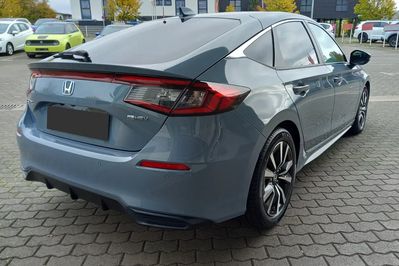 Honda Civic Elegance 2.0 i-MMD  CVT