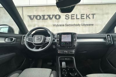 Volvo XC40 B3 Plus Dark aut
