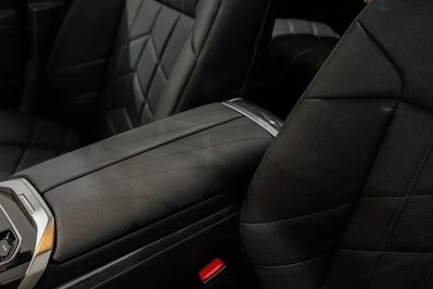 BMW Seria 7 740d xDrive M Sport