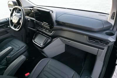 Ford Tourneo Custom 2.0 Ecoblue 320 Awd L2 Titanium x