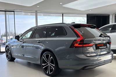 Volvo V90 T8 AWD Plug-In Hybrid R-Design aut
