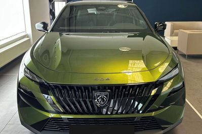 Peugeot 408 GT Exclusive e-DCS7 1.6 Plug-in Hybrid