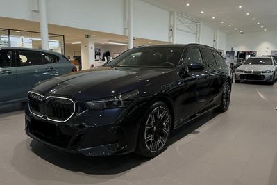 BMW Seria 5 Touring 540d xDrive M Sport