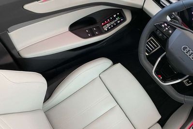 Audi A6 TDI quattro S line Avant