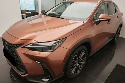 Lexus NX 350h Omotenashi 2.5 Hybrid AWD