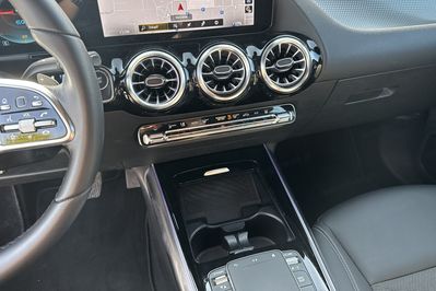 Mercedes EQA 300 66.5kWh 4-Matic