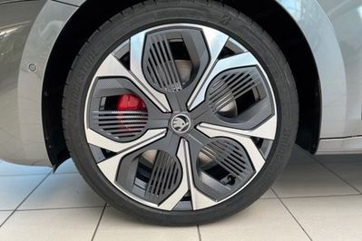 Skoda Octavia RS 2.0 TSI DSG