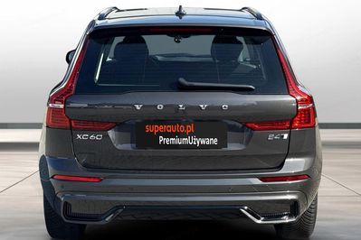 Volvo XC60 B4 D AWD Plus Dark