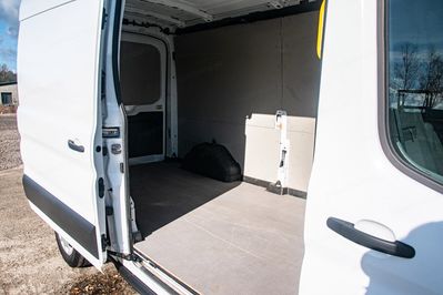 Ford Transit 350 L3H2 Trend