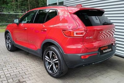 Volvo XC40 B3 Plus Dark