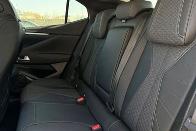 DS N°4 Pallas eDCS6 1.2 mHEV