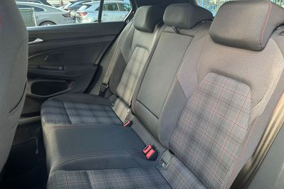 Volkswagen Golf GTI 2.0 TSI DSG