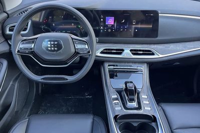 DFSK E5 Prestige 1.5  PHEV E-CVT