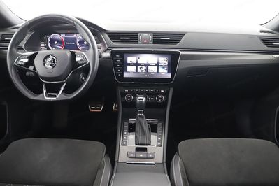 Skoda Superb 2.0 Tdi Scr 4X4 Sportline Dsg