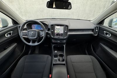 Volvo XC40 B3 Essential