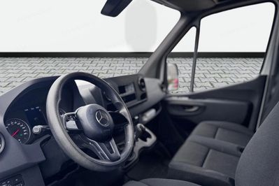 Mercedes Sprinter 317 CDI (długi)