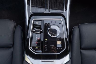 BMW Seria 7 740d xDrive M Sport