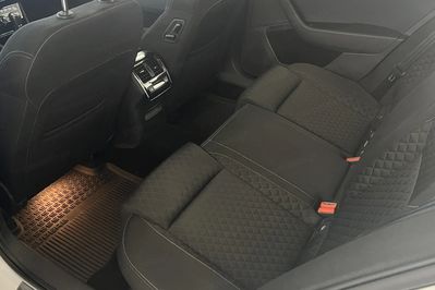 Skoda Superb 2.0 TDI Style DSG