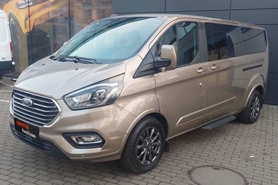 Ford Tourneo Custom L2H1 Titanium