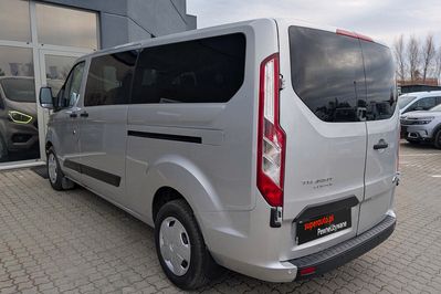 Ford Transit Custom L2H1 AT
