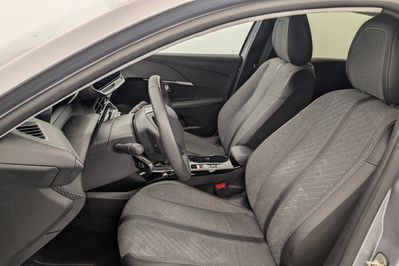 Peugeot 208 ALLURE 1.2 PureTech